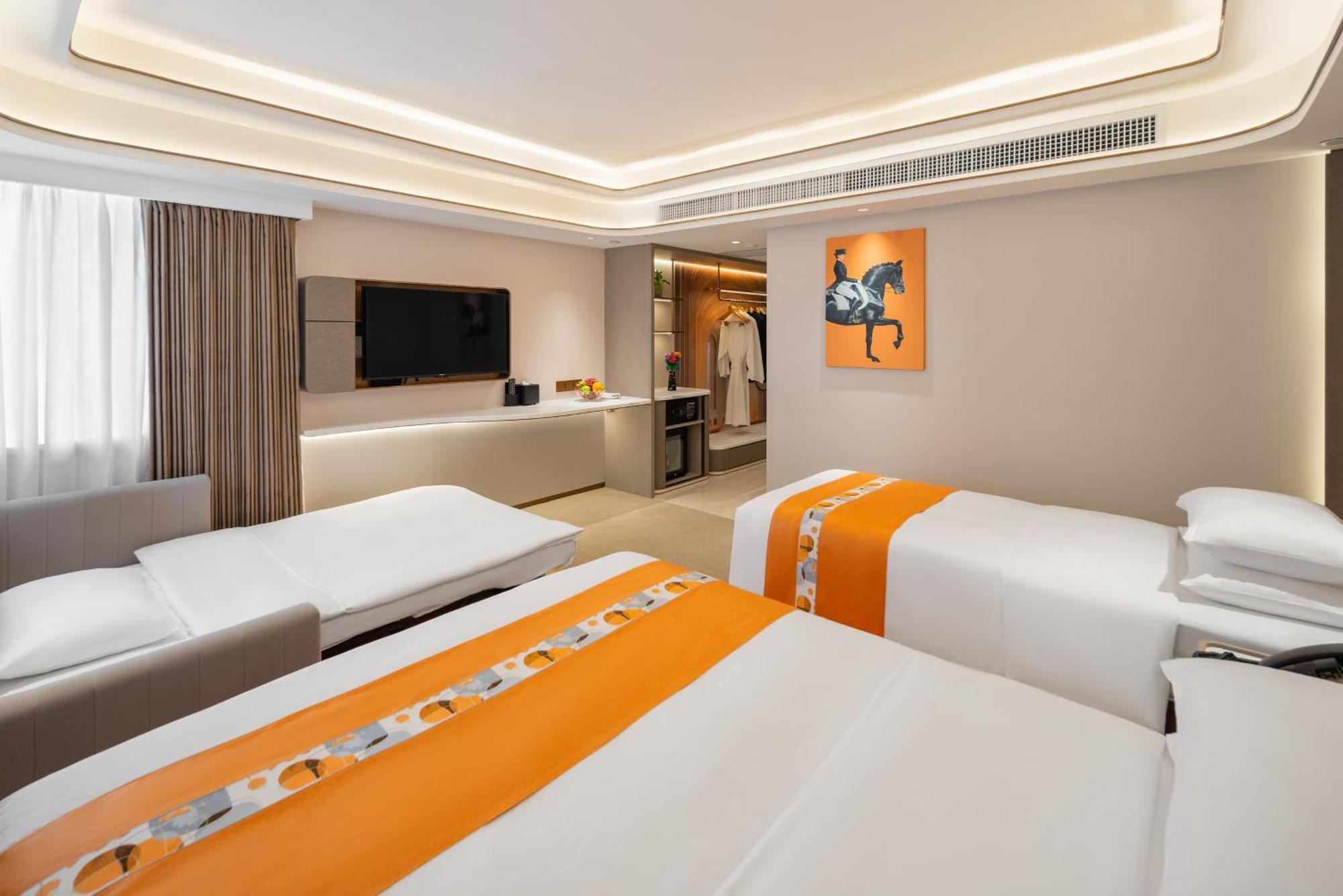 Hotel Beverly Plaza Макао Екстер'єр фото